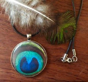Focus on Nature-Peacock Feather Necklaces